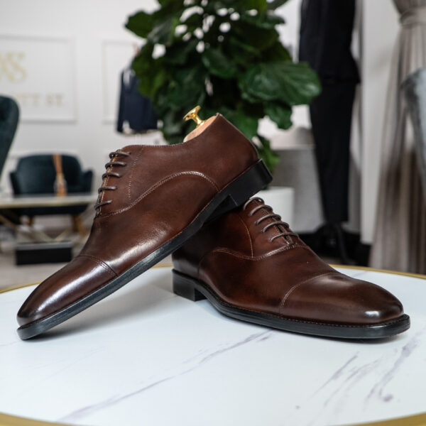 brown oxford lace up shoes
