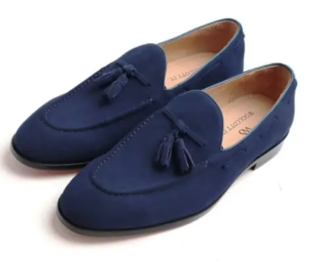 BLUE TASSELLED SUEDE LOAFERS